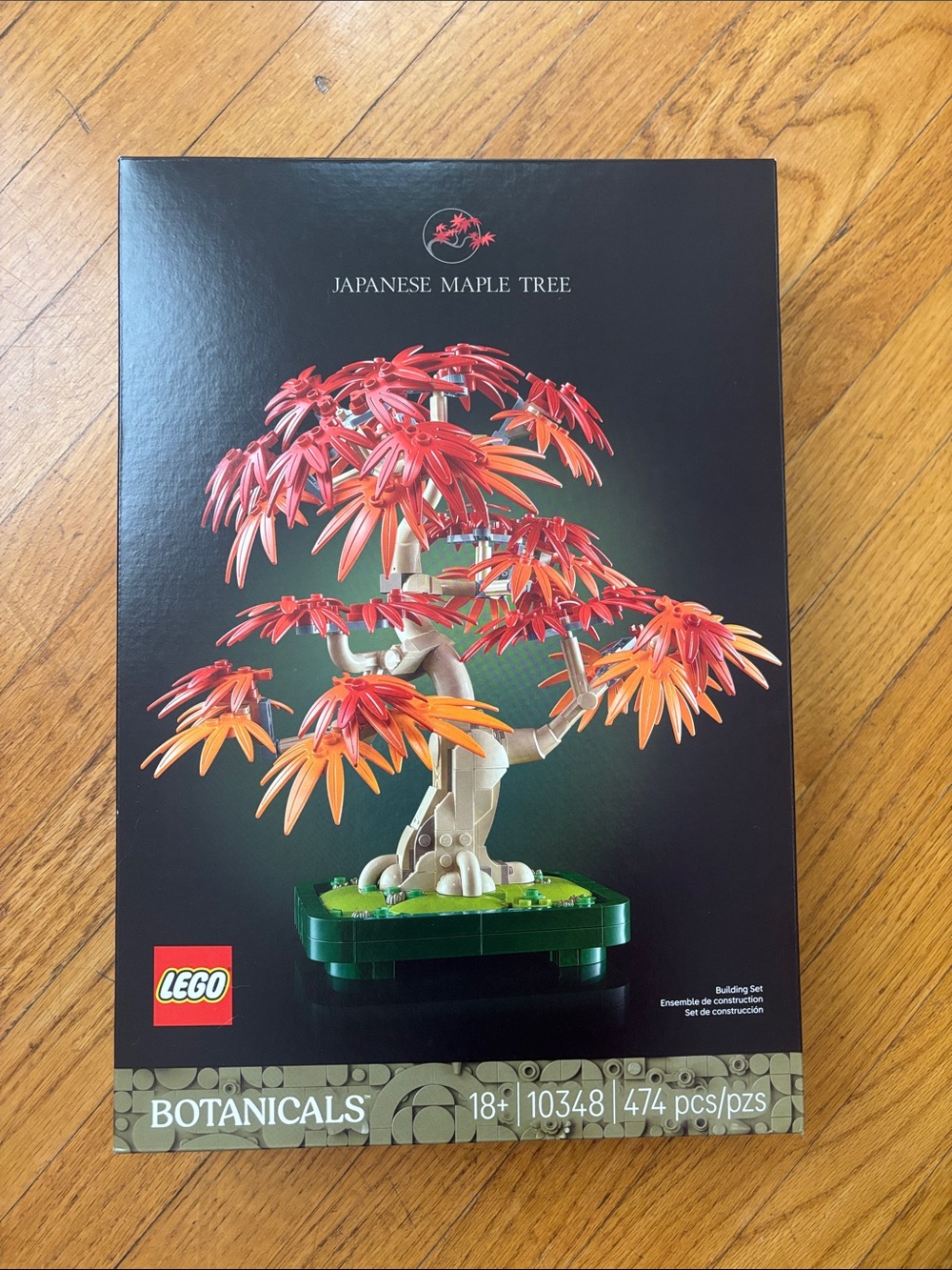 LEGO Japanese Maple Tree - Red, Orange, Green, Tan